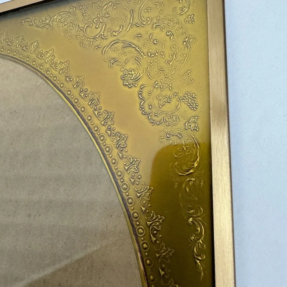 Gold Metal Vintage Picture Frame 8